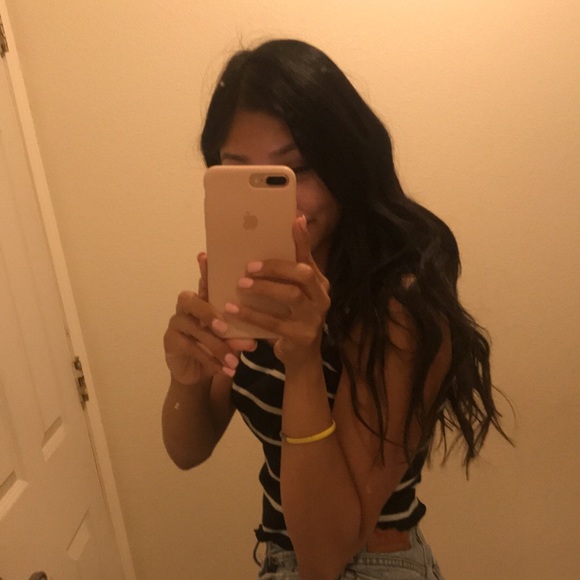 Meet your Posher, Vanessa - Picture 1 of 1